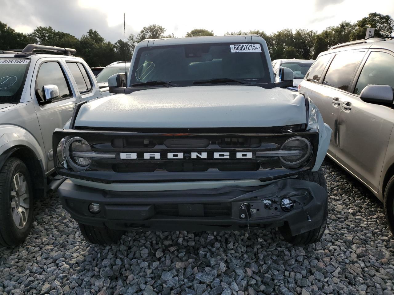 2023 Ford Bronco Base - Фото 5