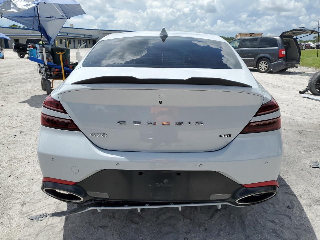 2022 Genesis G70 Base - Image 6