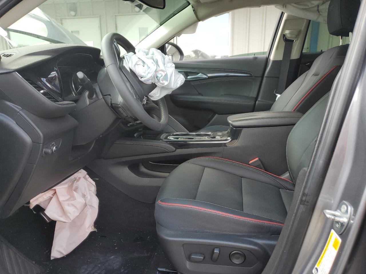 2022 Buick Envision Essence - Image 7