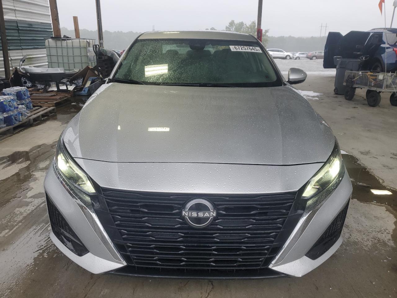 2023 Nissan Altima S - Фото 5