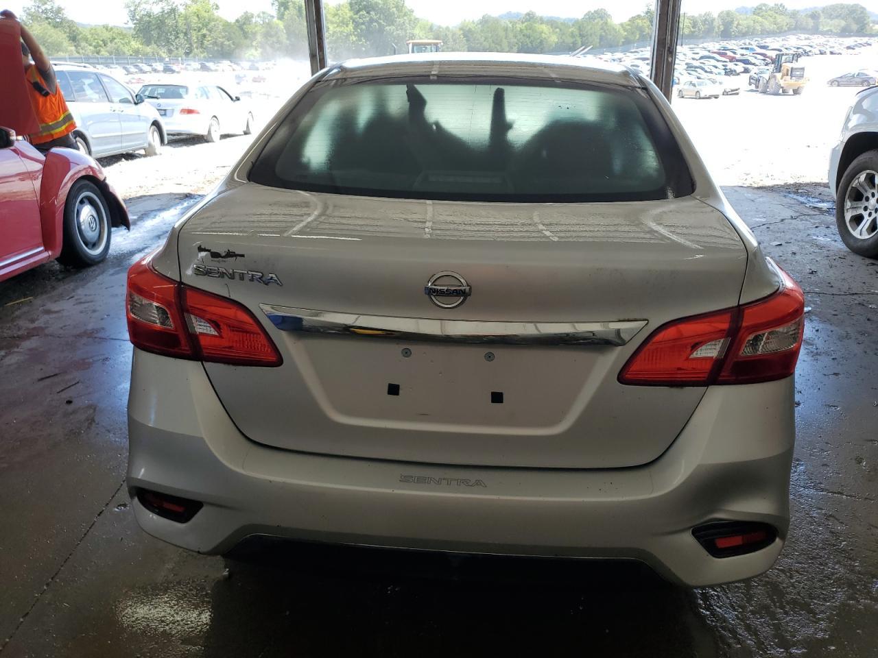 2017 Nissan Sentra S - Image 6