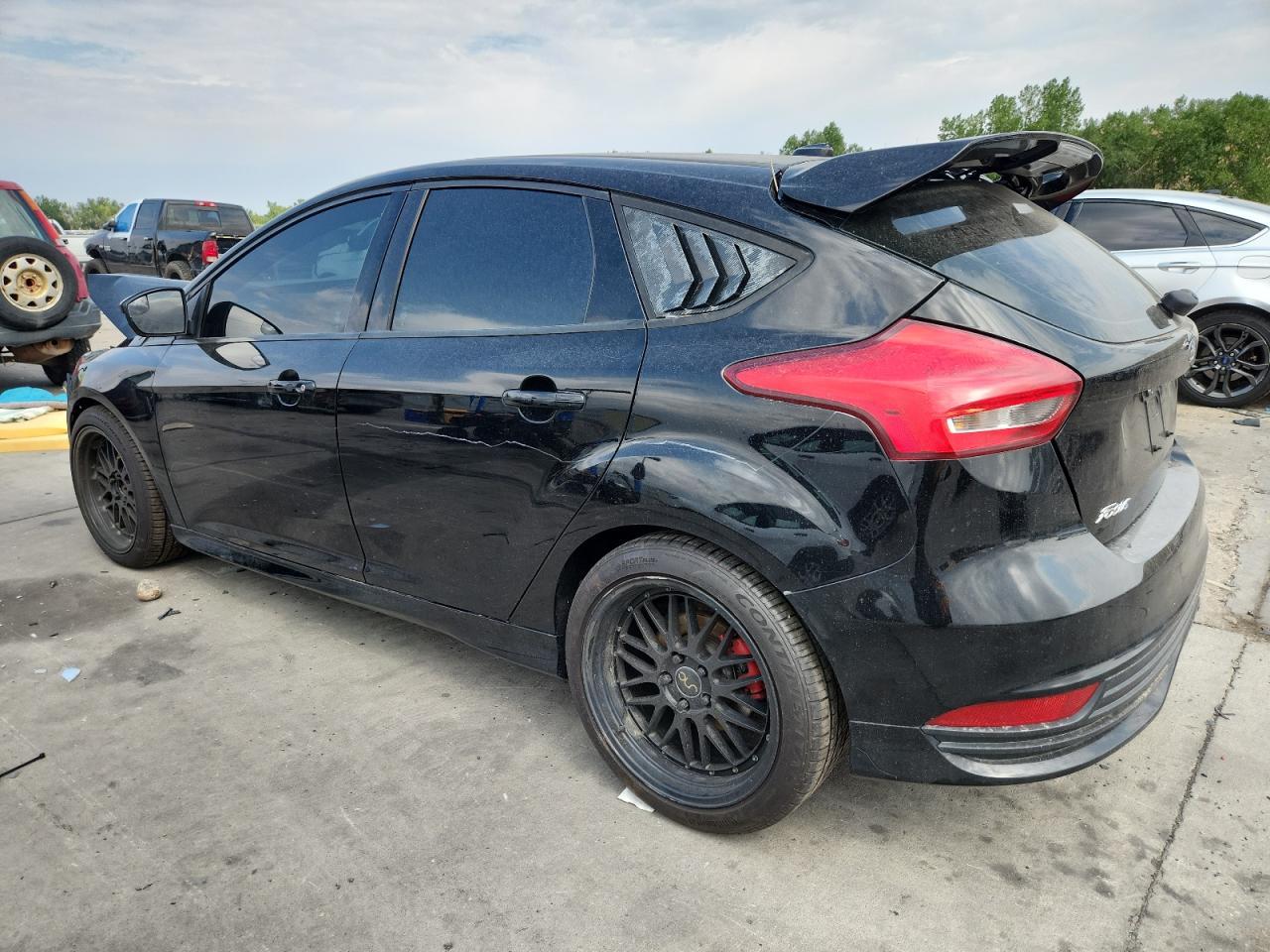 2017 Ford Focus St - Фото 2