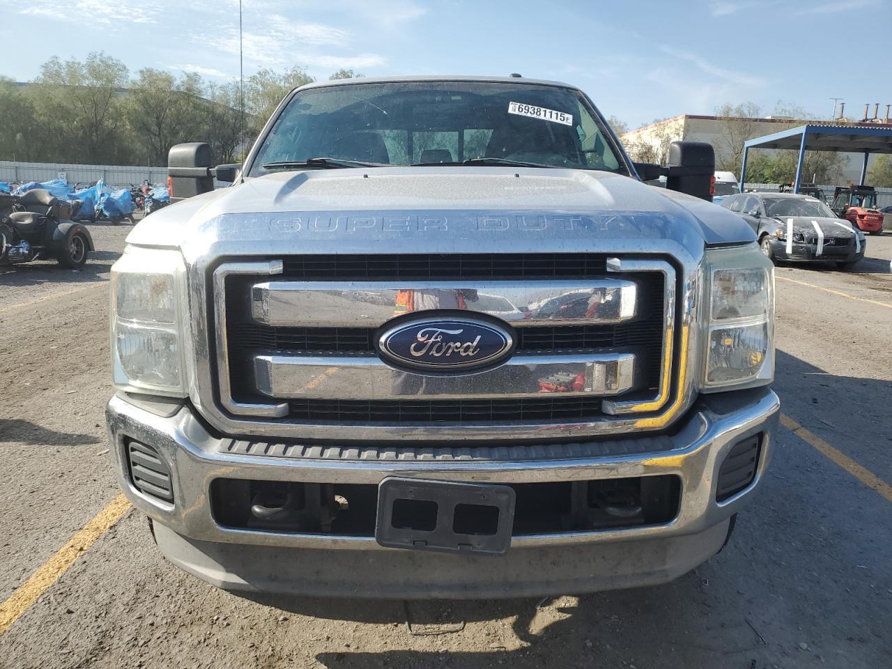 2011 Ford F250 Super Duty - Фото 5