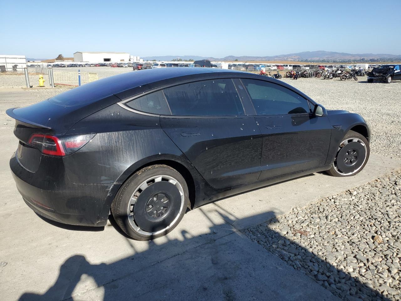 2018 Tesla Model 3 - Фото 3