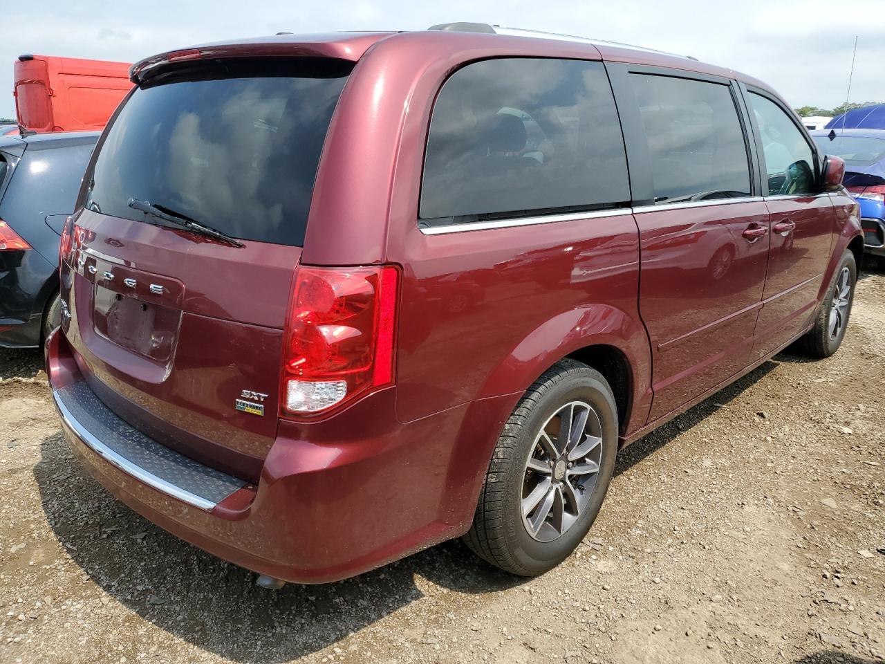 2017 Dodge Grand Caravan Sxt - Image 3