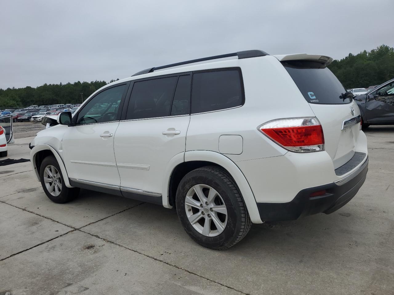 2013 Toyota Highlander Base - Фото 2