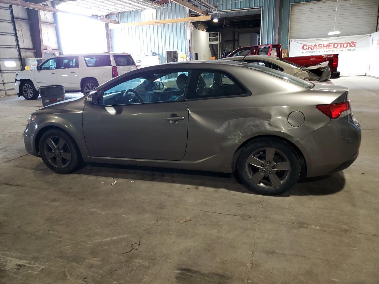 2010 Kia Forte Ex - Image 2