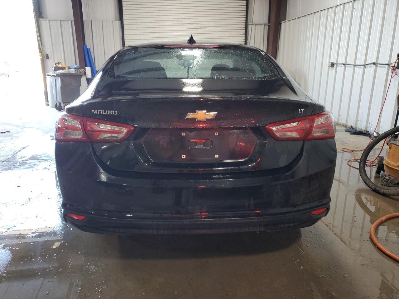 2022 Chevrolet Malibu Lt - Image 6