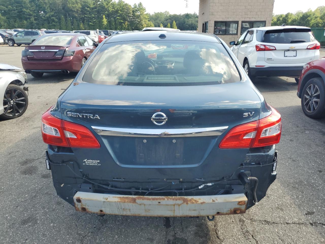 2017 Nissan Sentra S - Фото 6