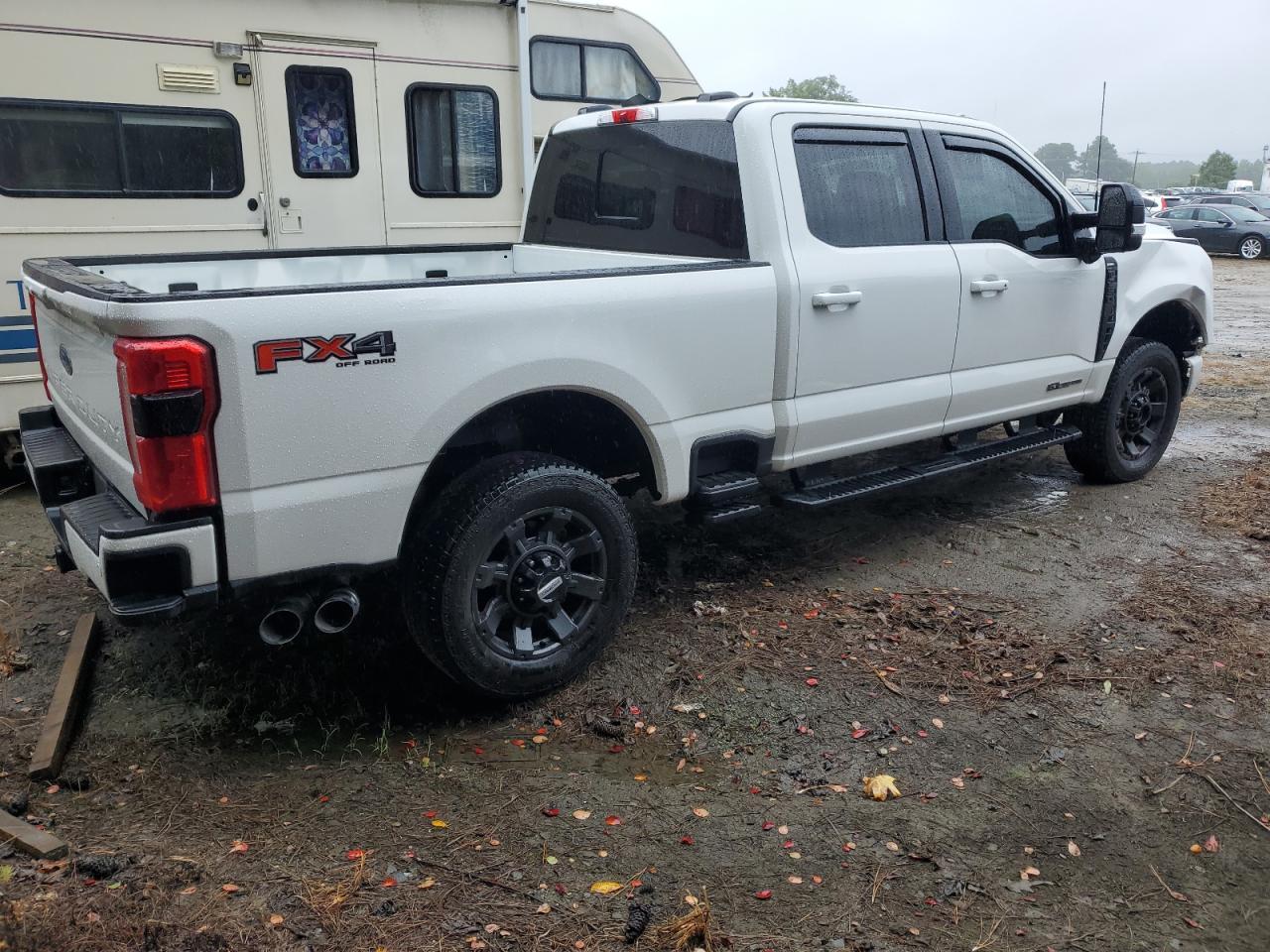 2024 Ford F250 Super Duty - Фото 3