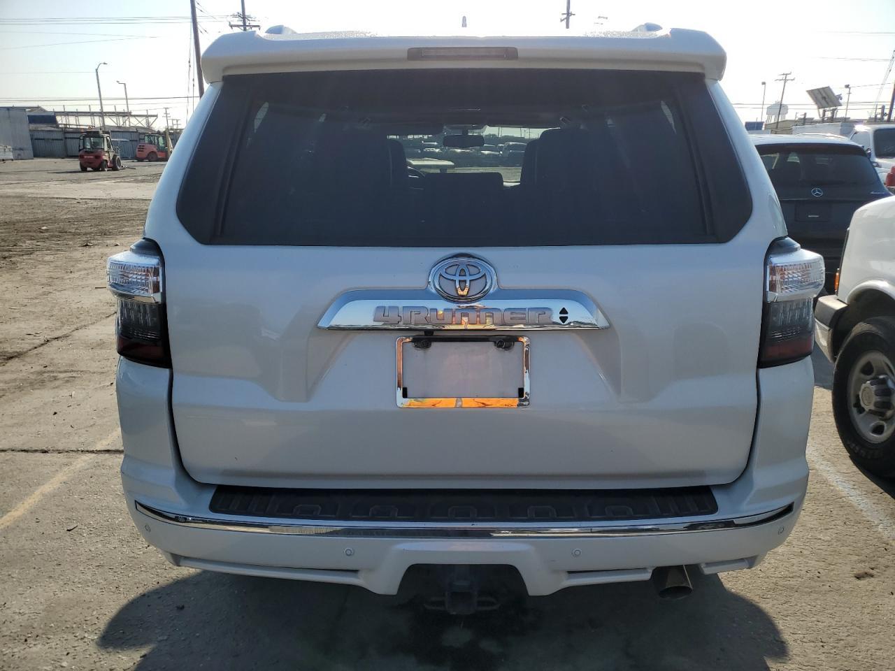 2016 Toyota 4Runner Sr5 - Фото 6