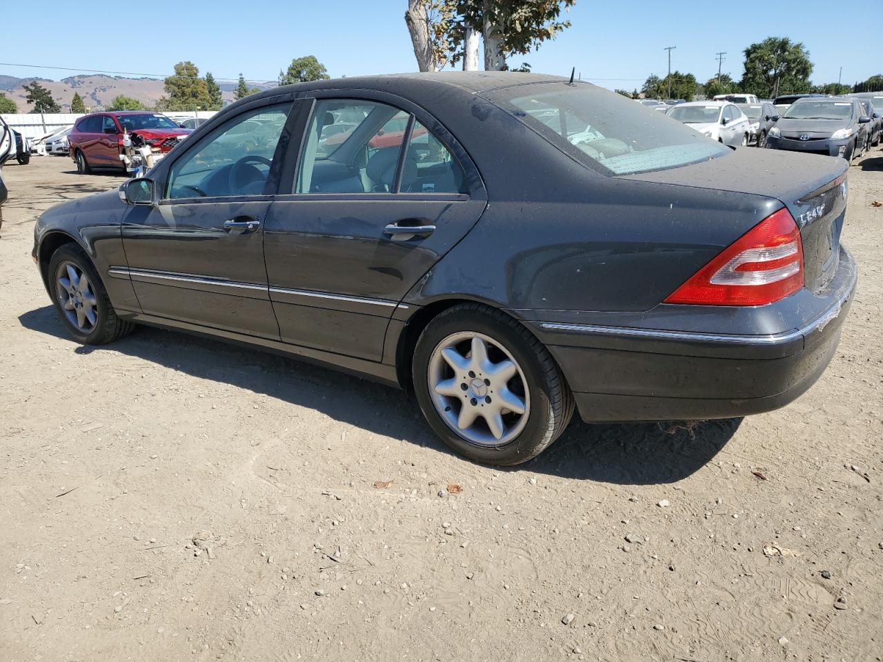 2001 Mercedes-Benz C 240 - Image 2