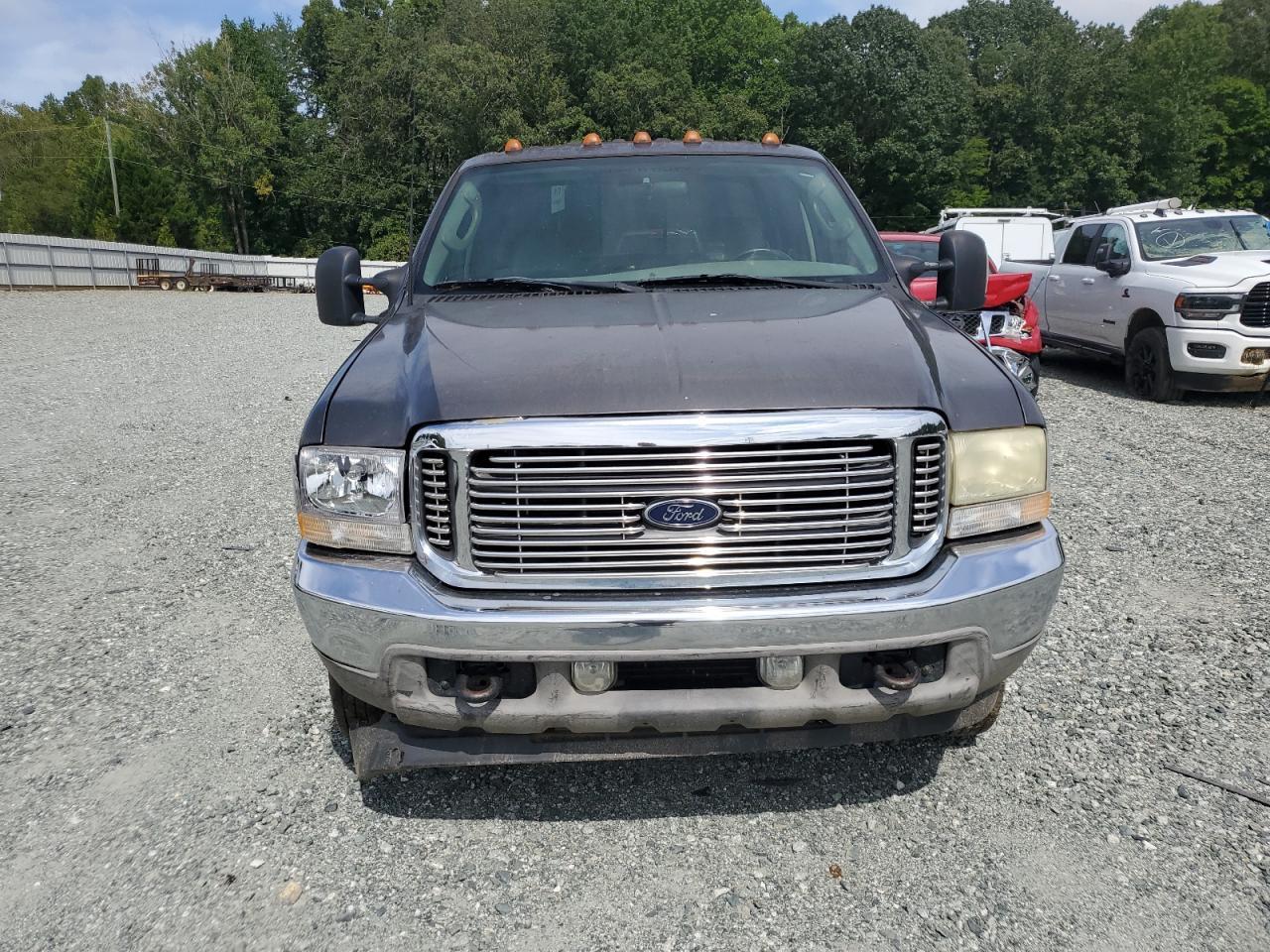 2003 Ford F350 Super Duty - Image 5