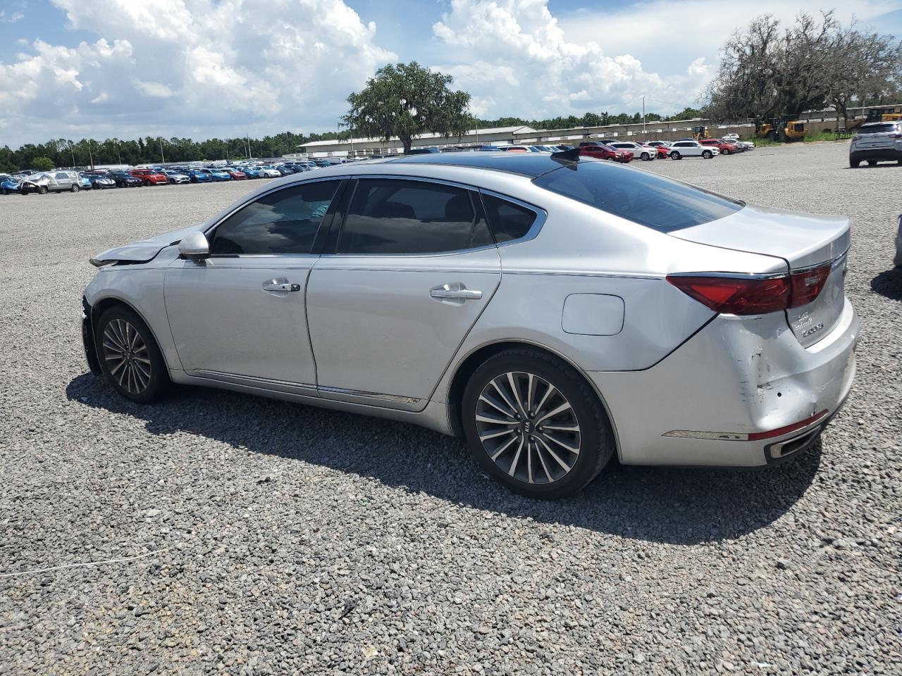 2018 Kia Cadenza Luxury Luxury - Фото 2
