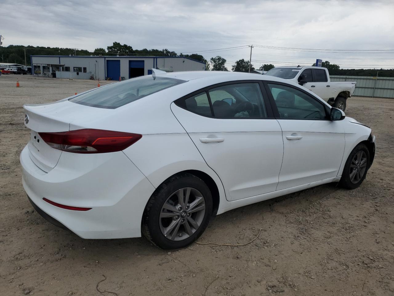 2018 Hyundai Elantra Sel - Image 3