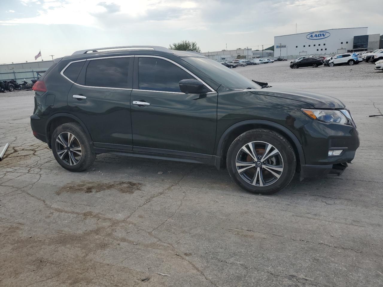 2019 Nissan Rogue S - Фото 4