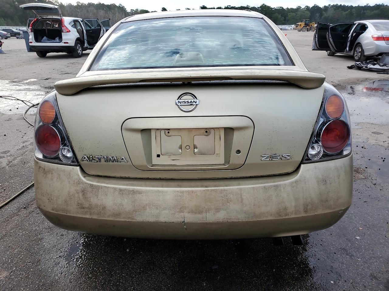 2002 Nissan Altima Base - Фото 6