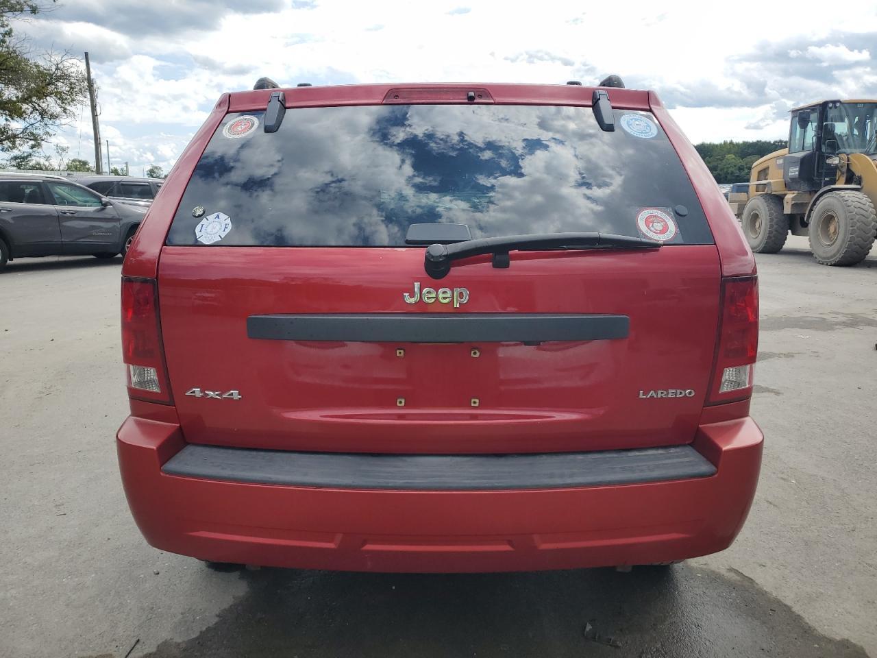 2005 Jeep Grand Cherokee Laredo - Image 6