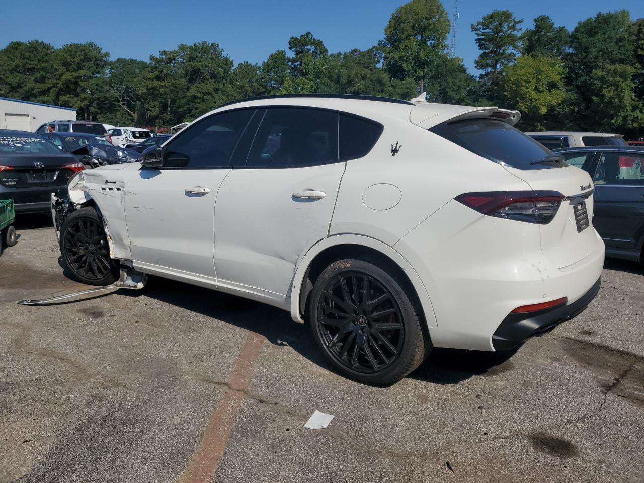 2022 Maserati Levante Modena - Фото 2