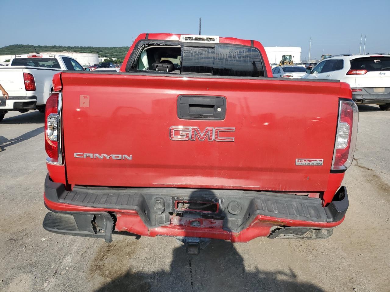 2016 GMC Canyon Sle - Image 6