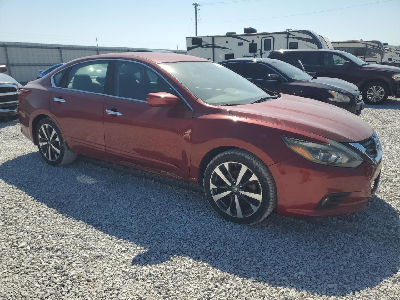 2017 Nissan Altima 2.5 - Image 4
