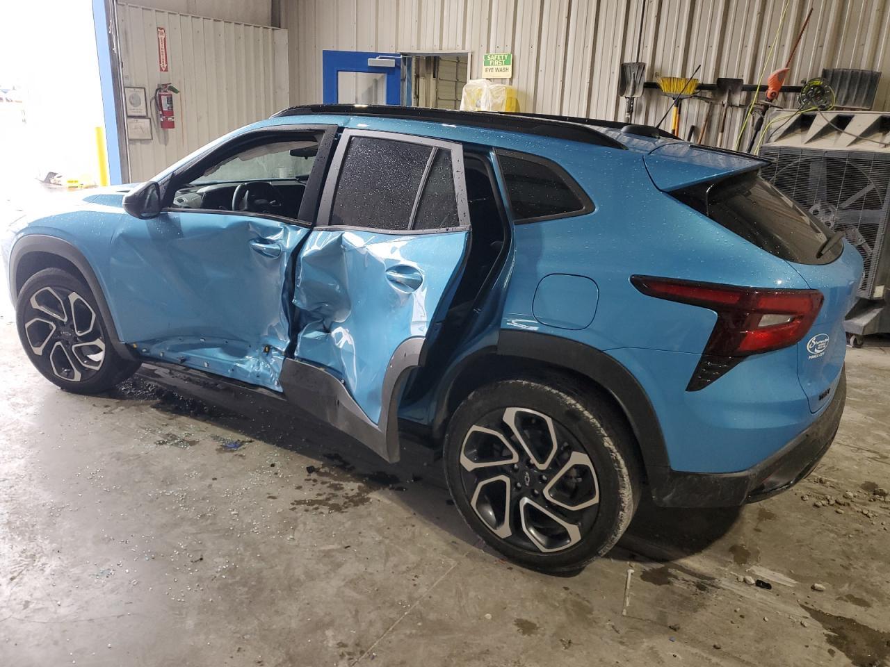 2025 Chevrolet Trax 2Rs - Фото 2