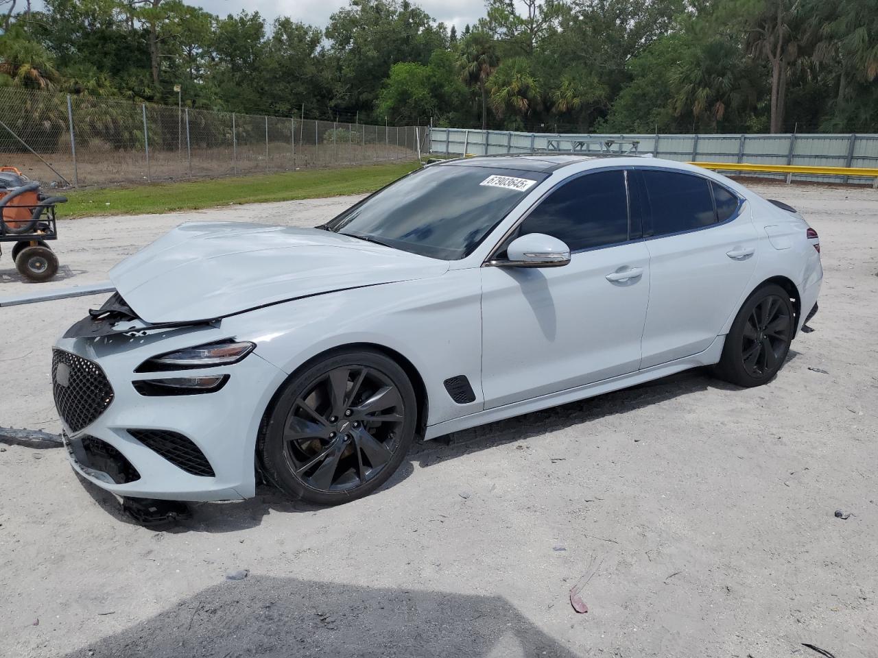2022 Genesis G70 Base