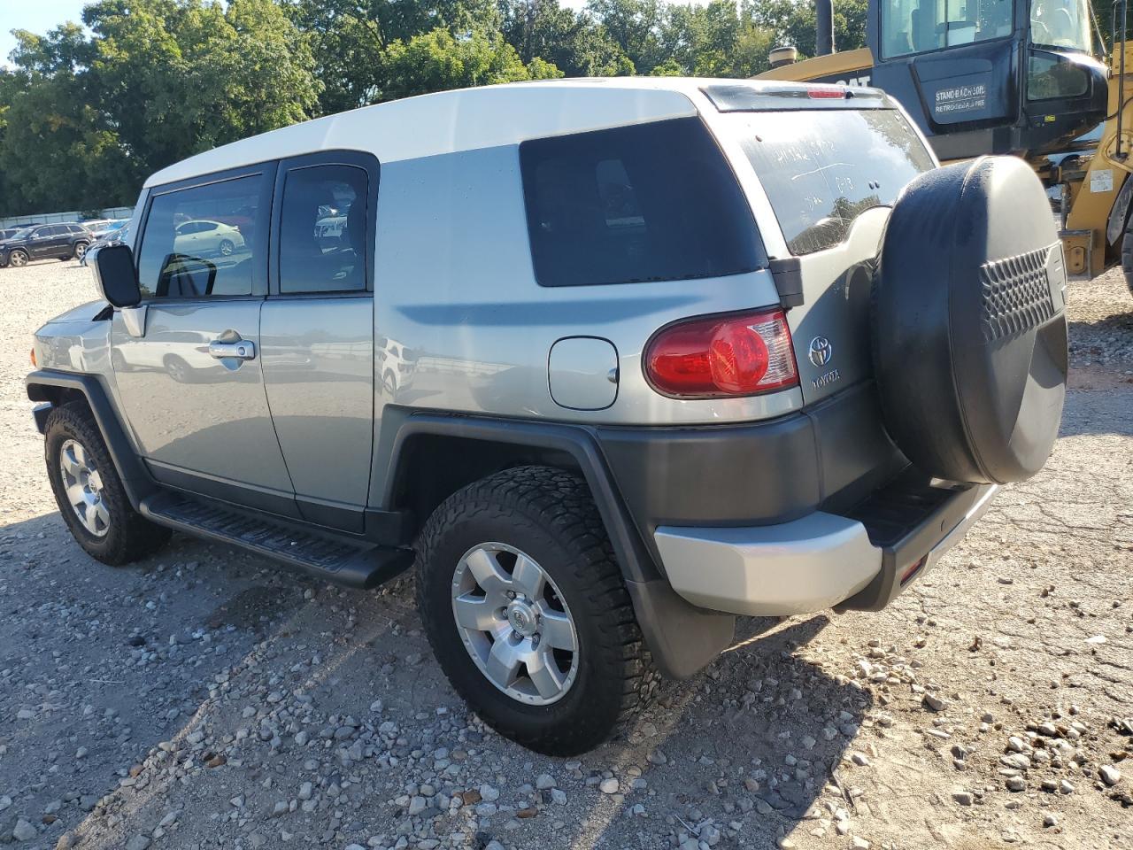 2010 Toyota Fj Cruiser - Фото 2