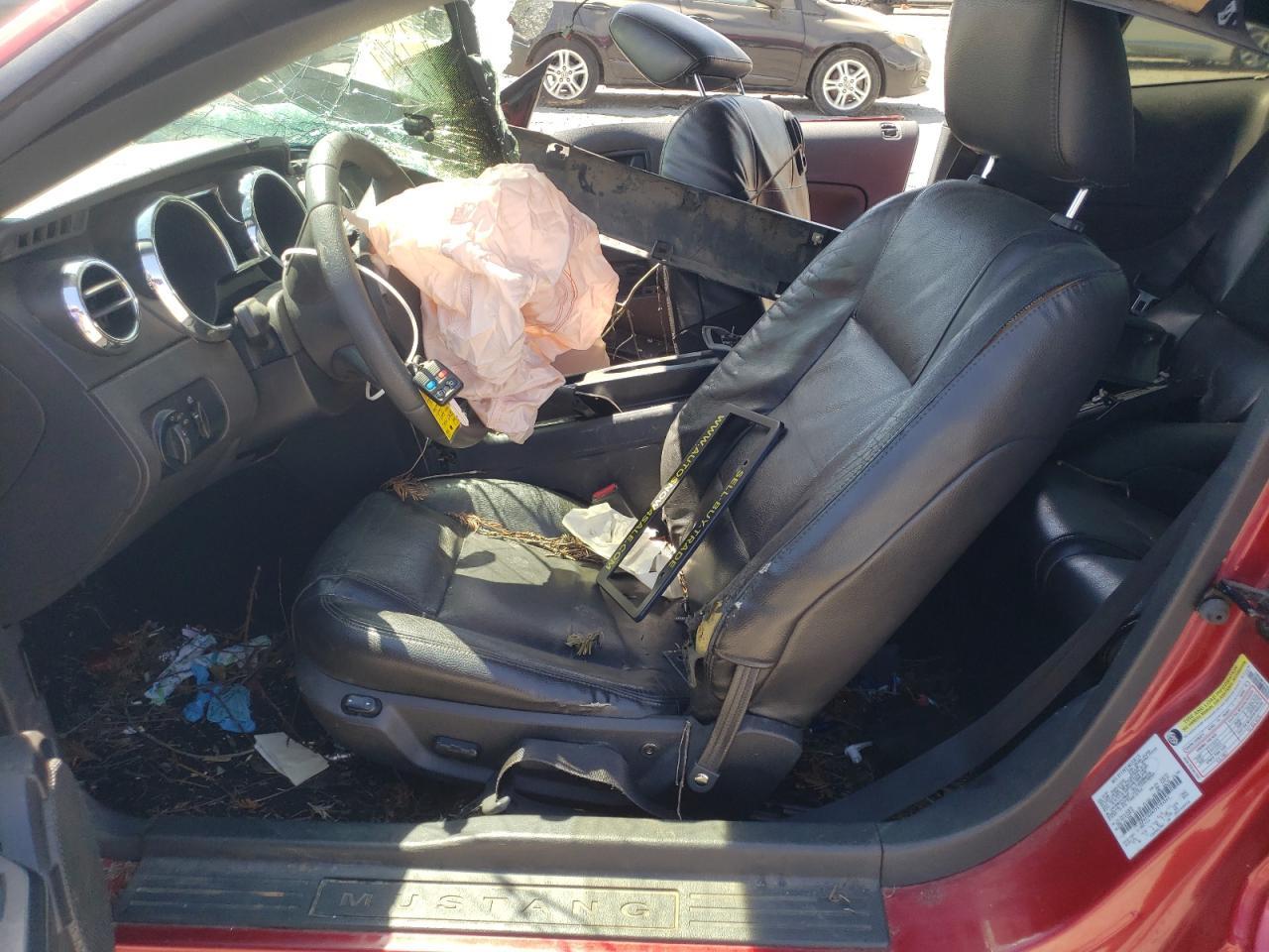 2005 Ford Mustang - Image 7