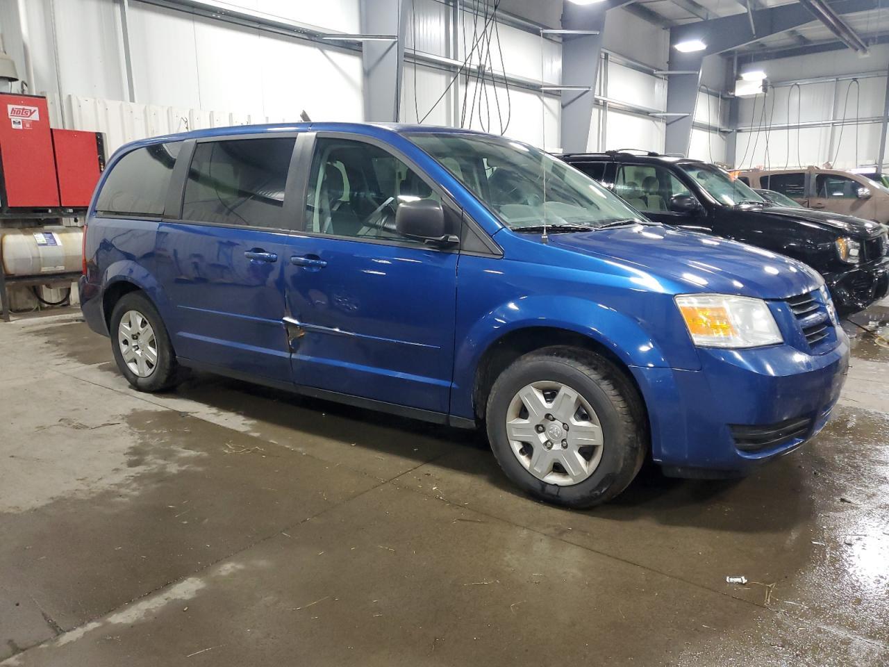 2010 Dodge Grand Caravan Se - Image 4