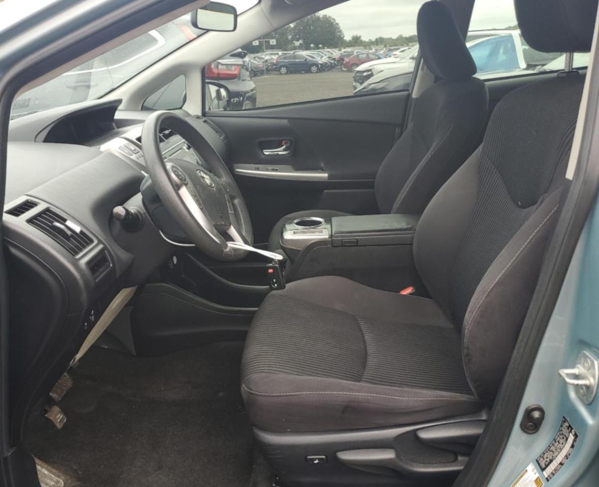 2015 Toyota Prius V - Фото 7