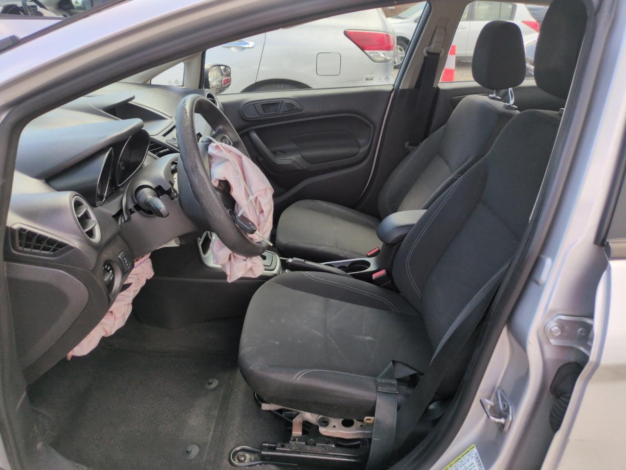 2017 Ford Fiesta Se - Image 7