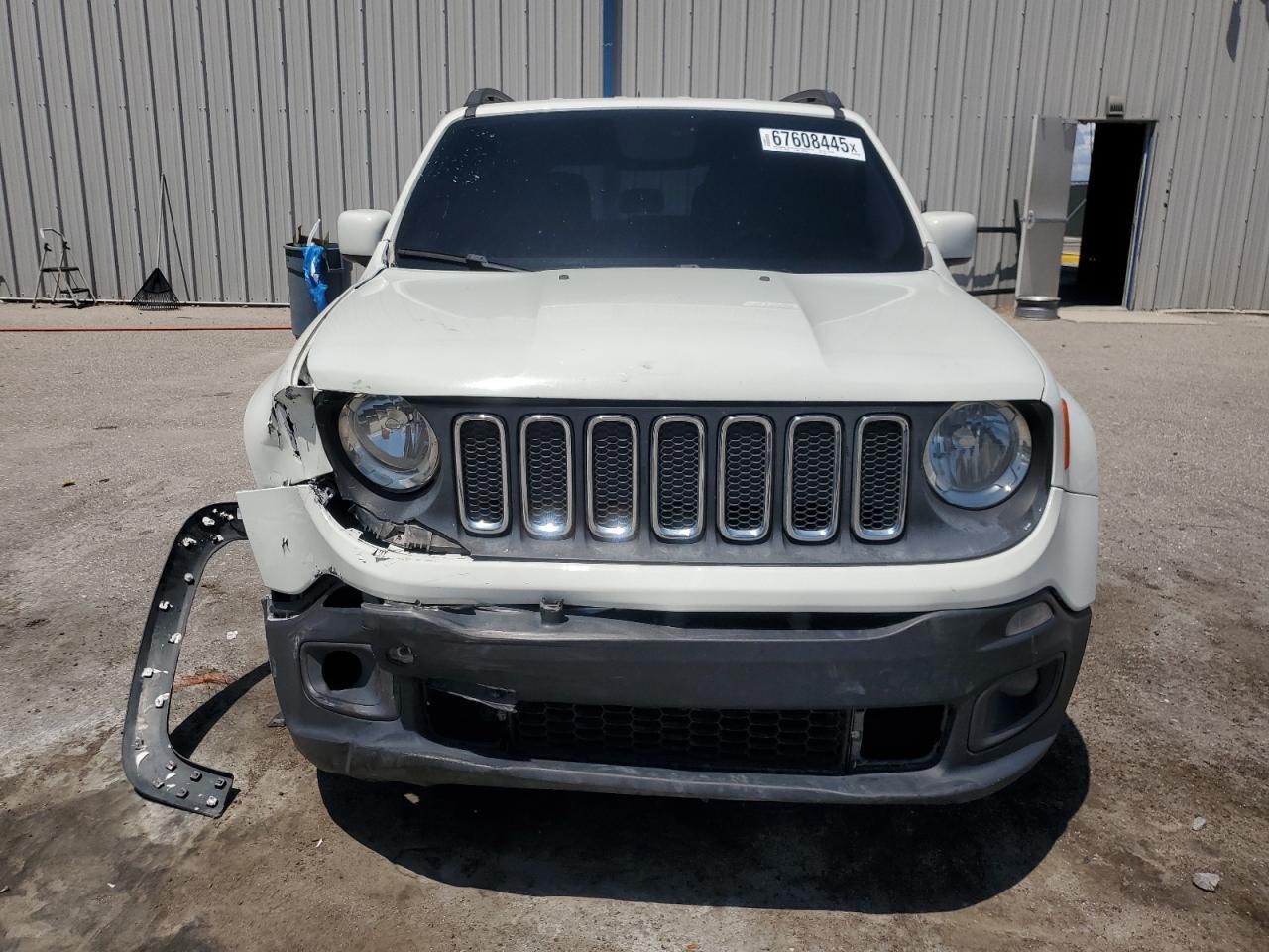 2017 Jeep Renegade Latitude - Image 5