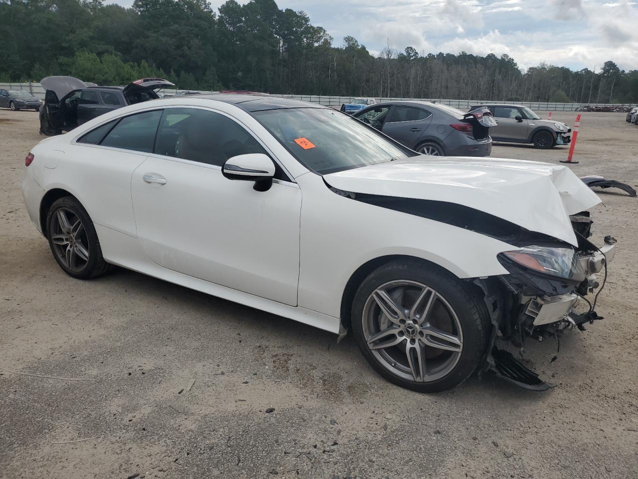 2018 Mercedes-Benz E 400 4Matic - Фото 4