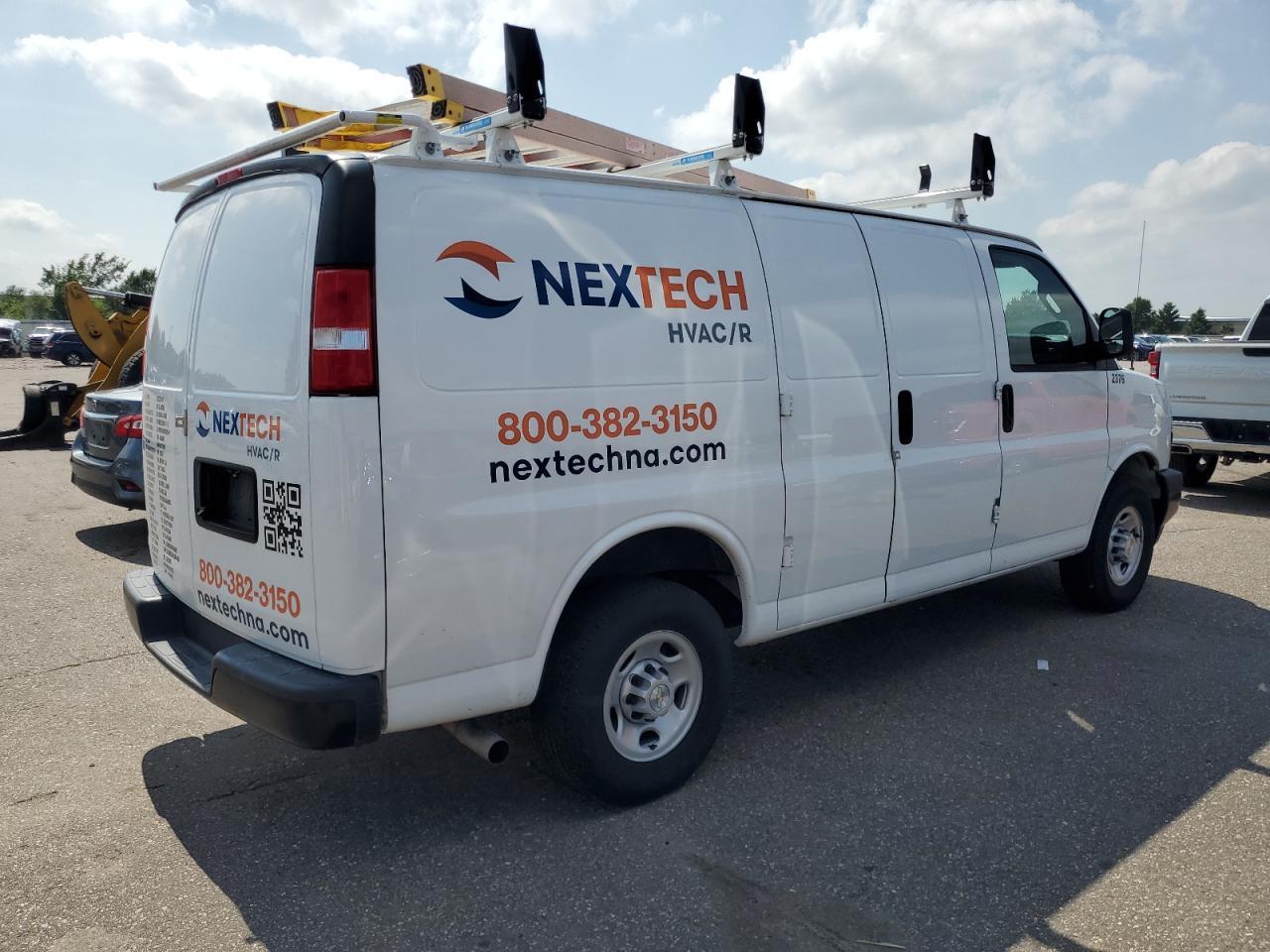 2023 Chevrolet Express G2500 - Фото 3