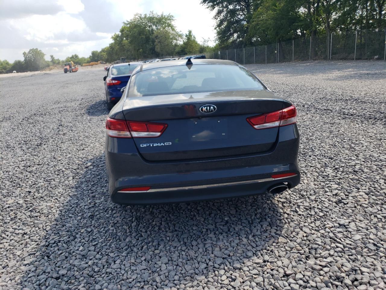 2017 Kia Optima Lx - Image 6