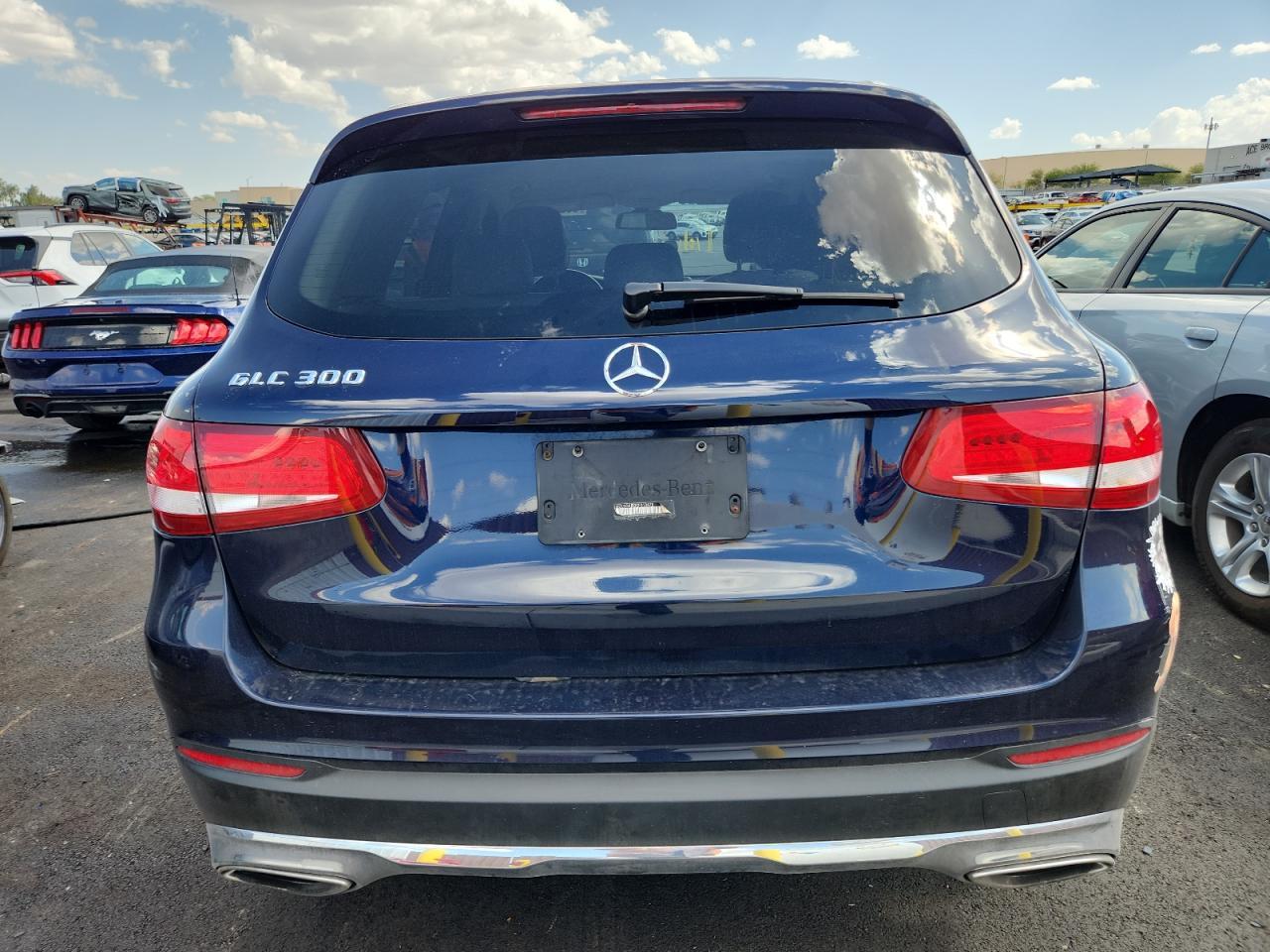 2016 Mercedes-Benz Glc 300 - Фото 6