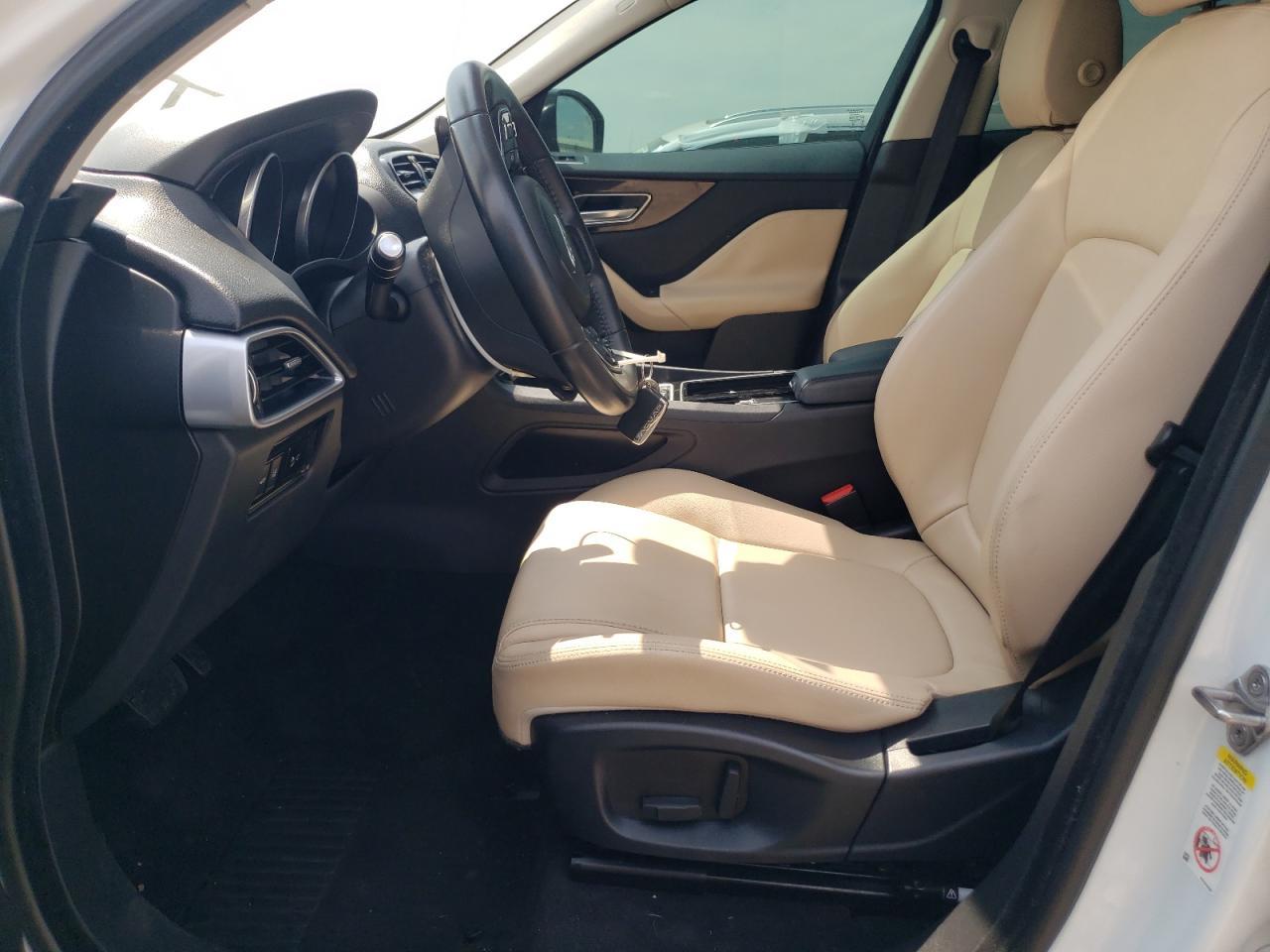 2018 Jaguar F-Pace Premium - Image 7