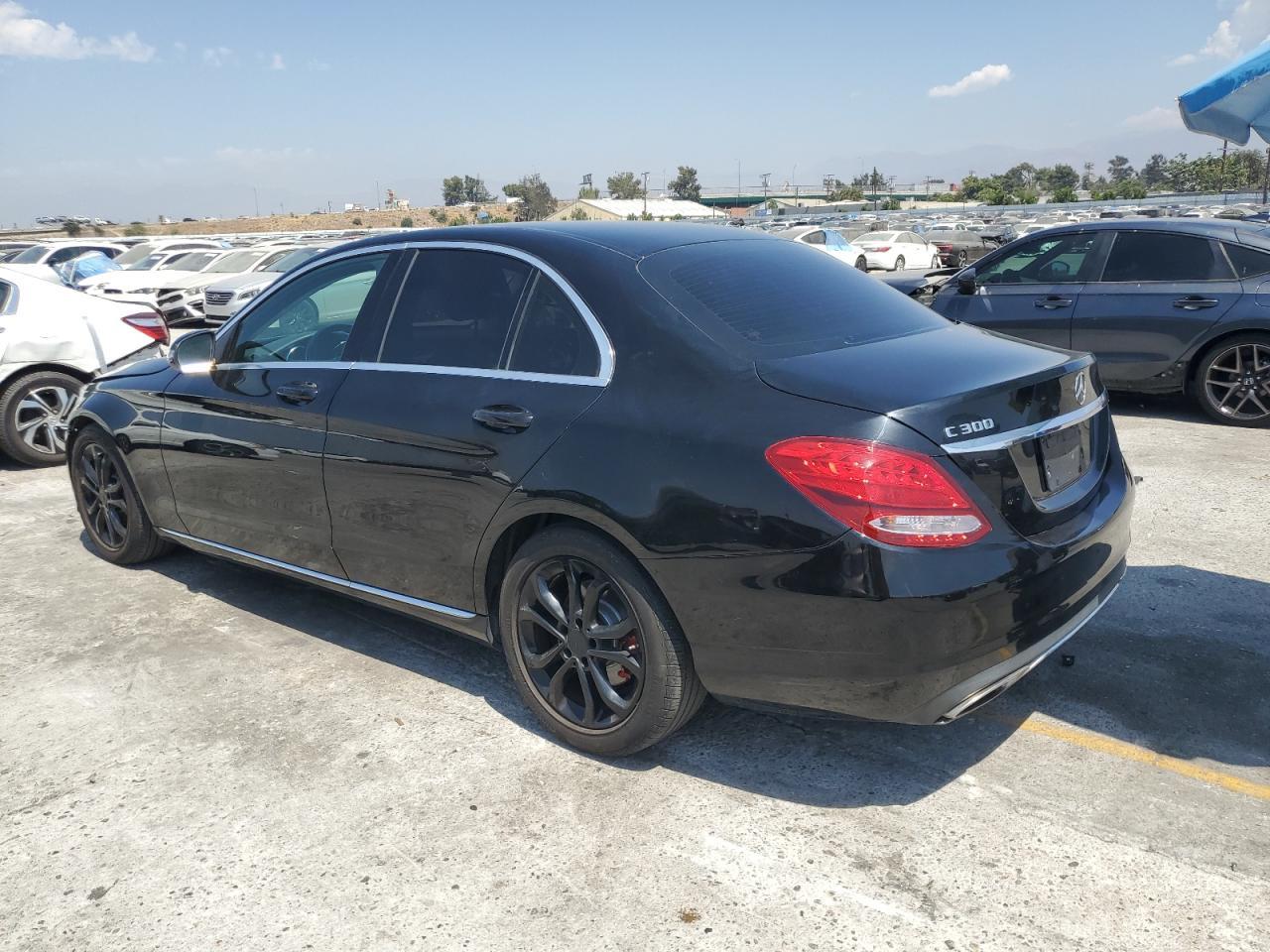 2017 Mercedes-Benz C 300 - Фото 2