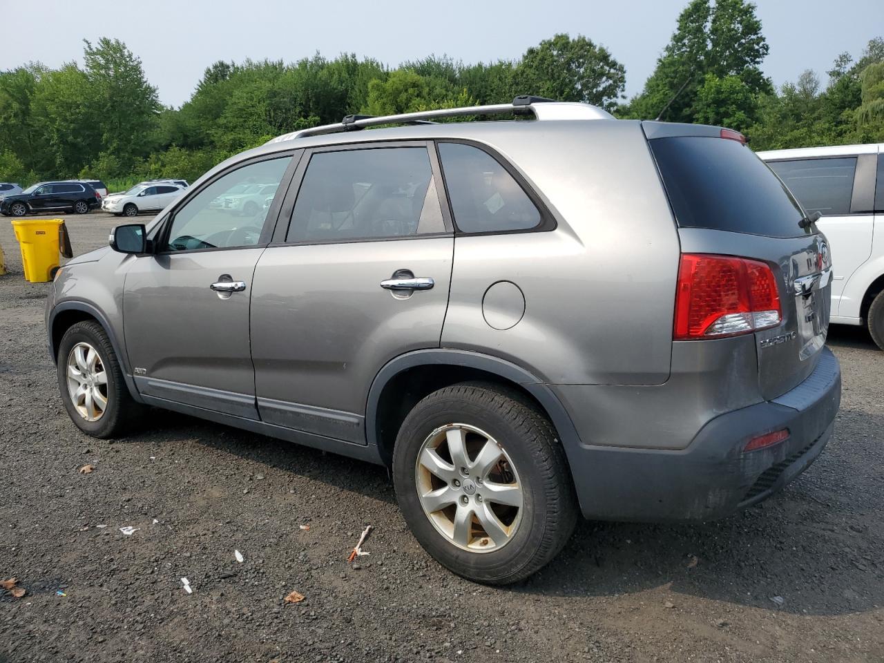 2012 Kia Sorento Base - Фото 2