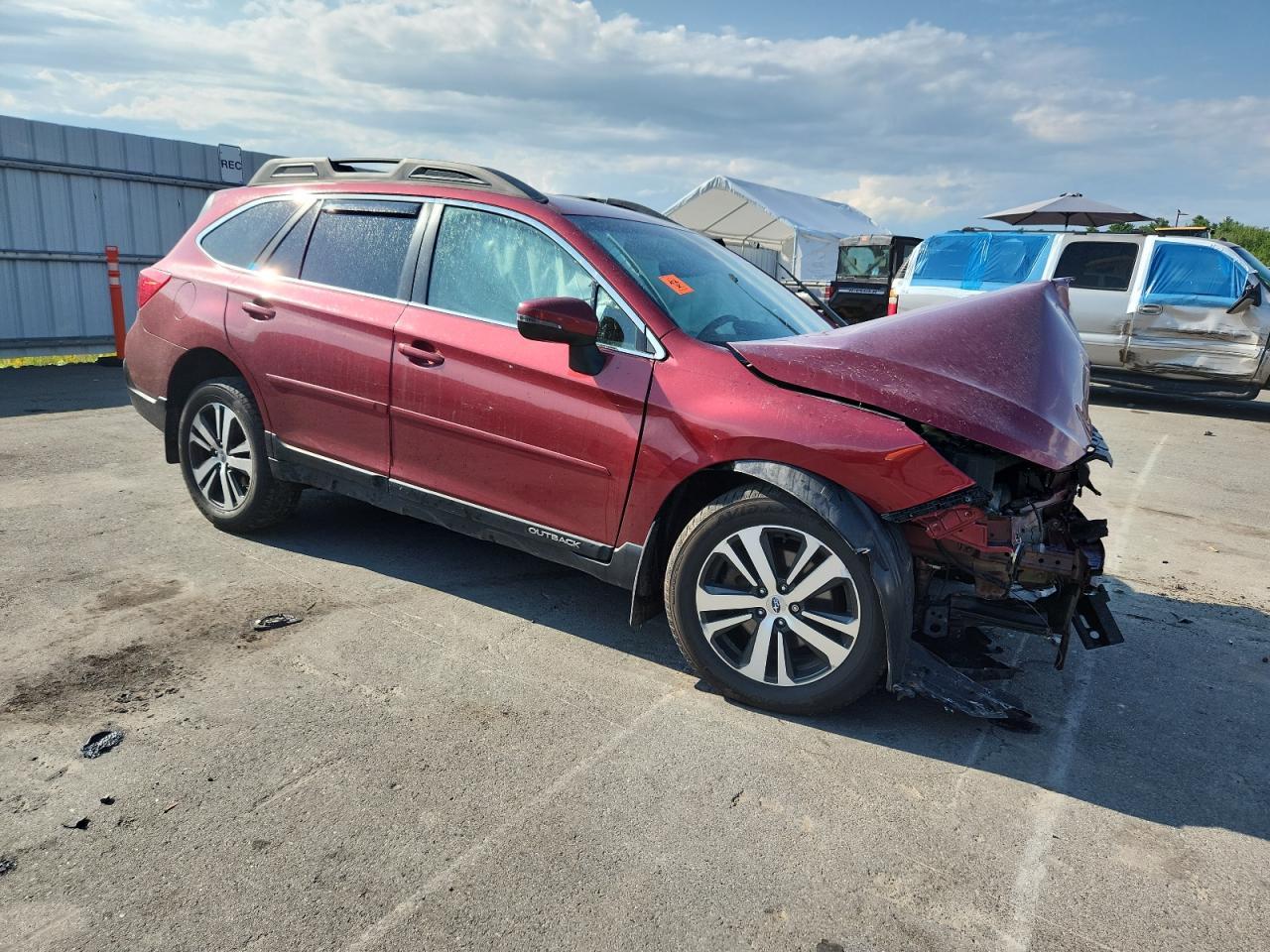 2018 Subaru Outback 3.6R Limited - Image 4