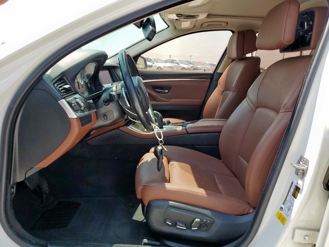 2016 BMW 535 I - Image 7