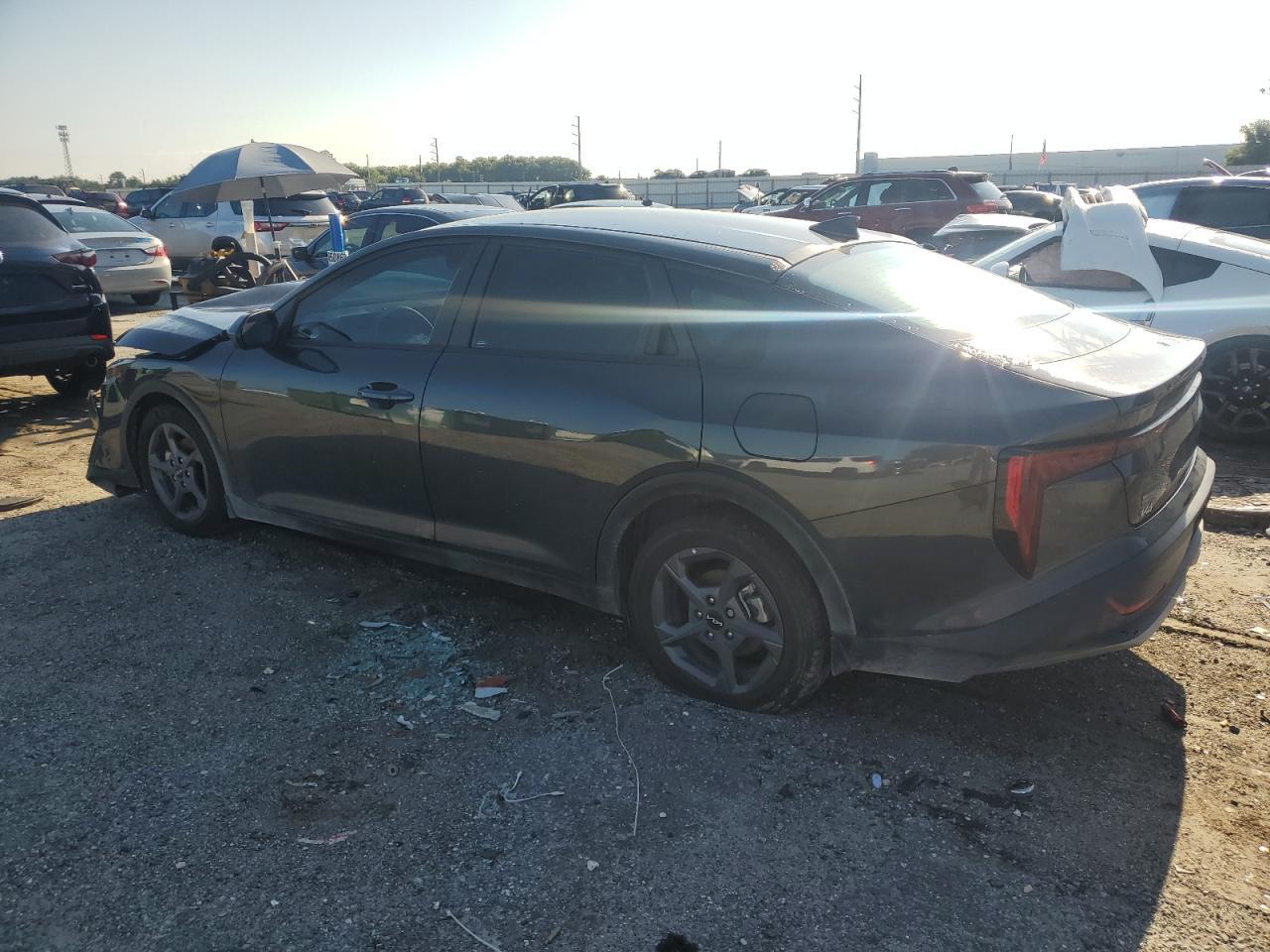 2025 Kia K4 Lx - Image 2