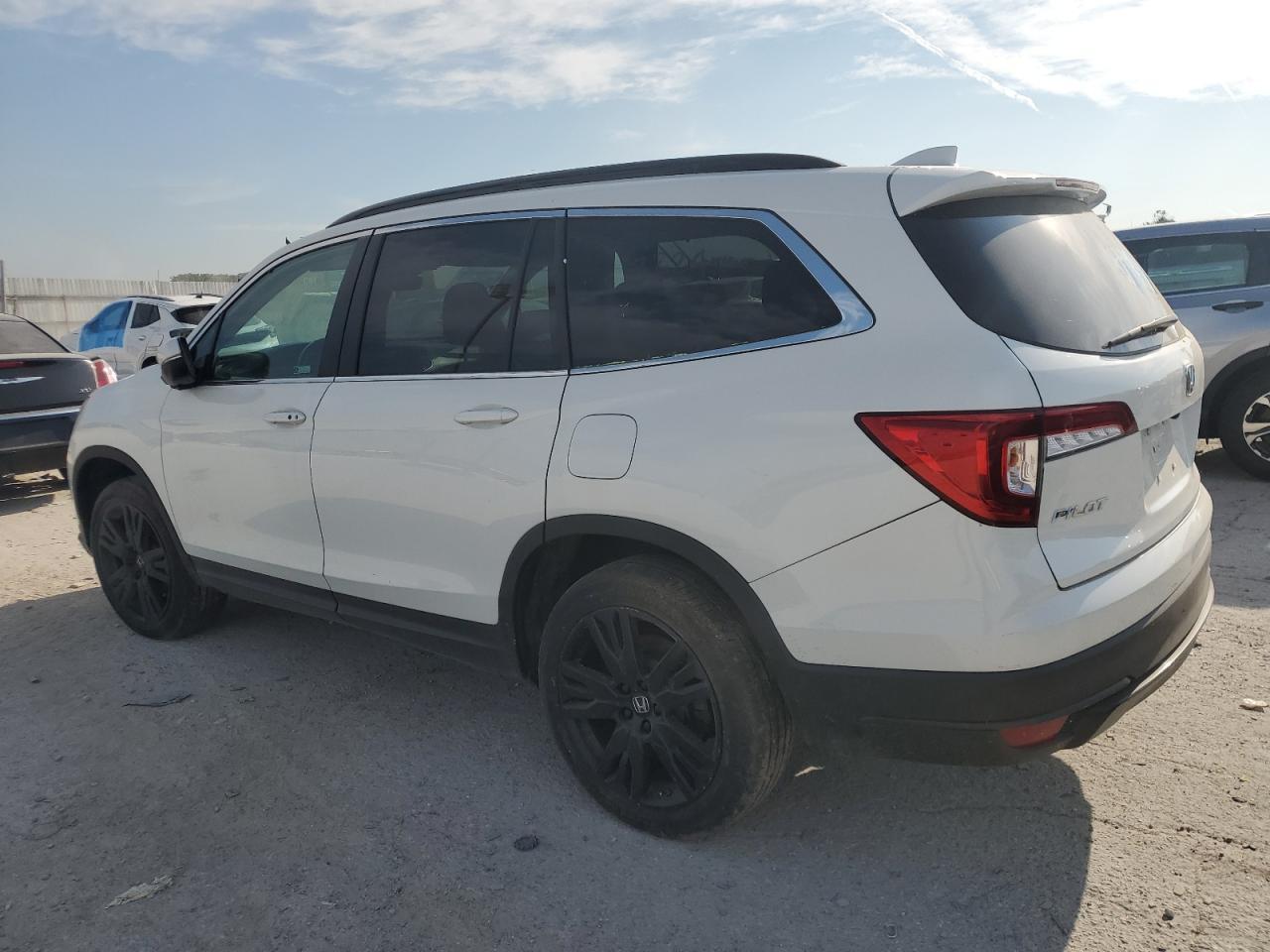 2021 Honda Pilot Se - Image 2