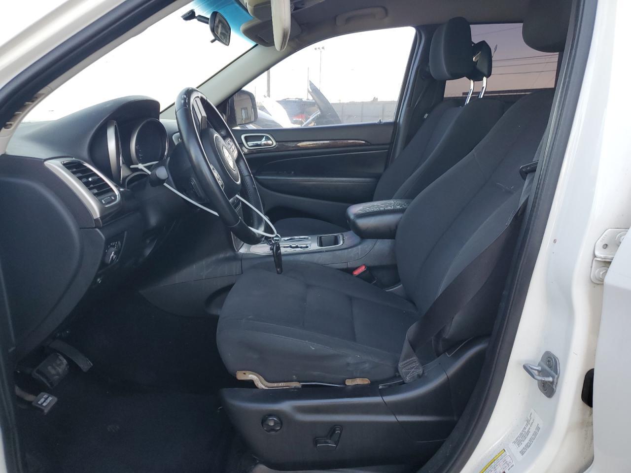 2011 Jeep Grand Cherokee Laredo - Image 7