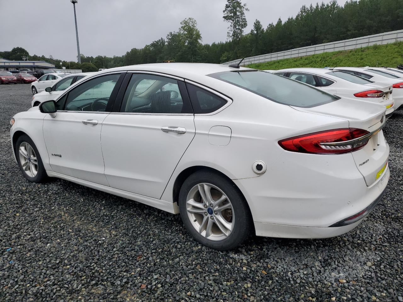 2018 Ford Fusion Se Hybrid - Image 2