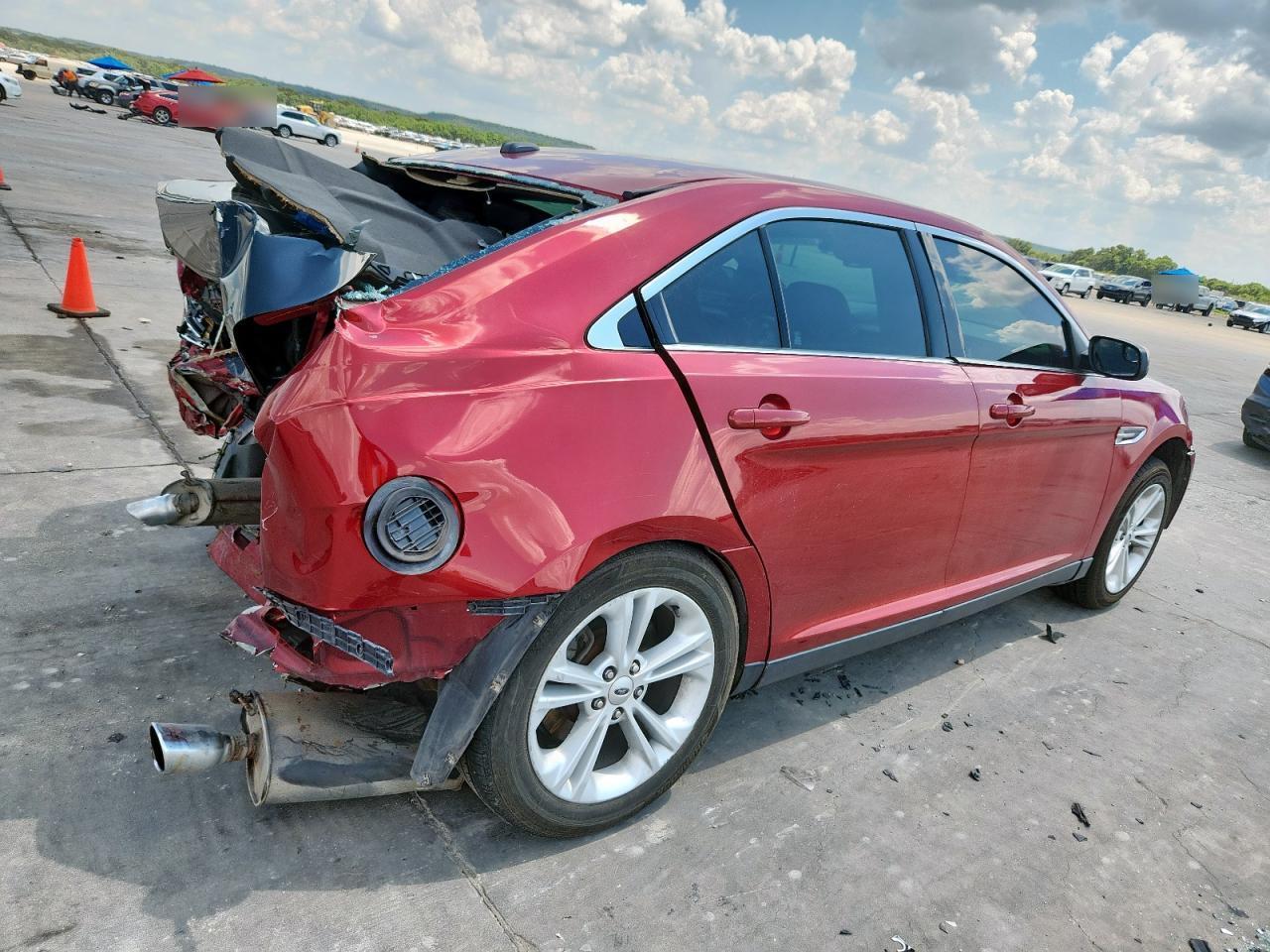 2015 Ford Taurus Se - Фото 3