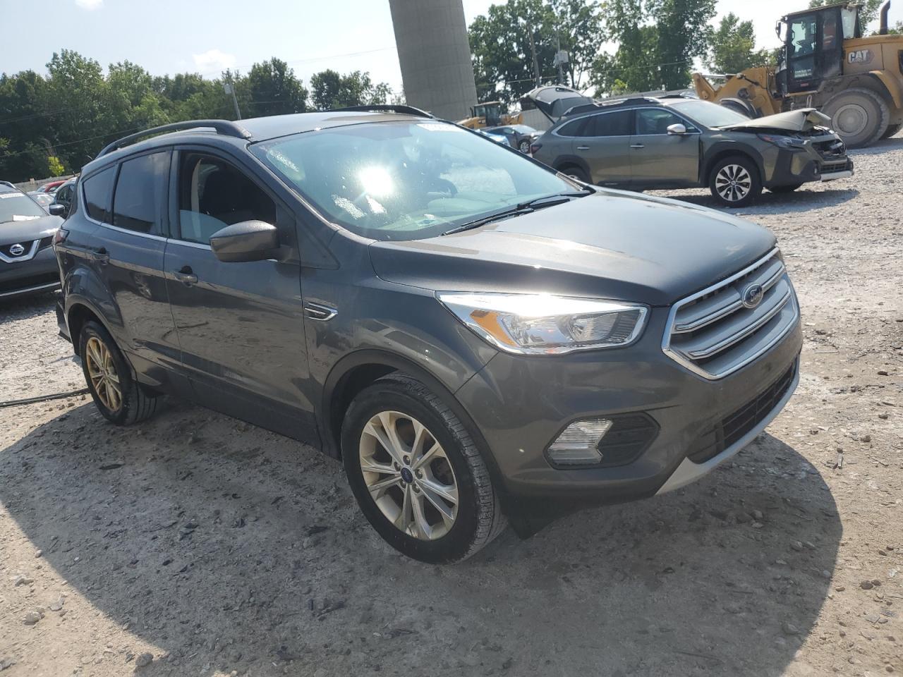 2018 Ford Escape Se - Фото 4