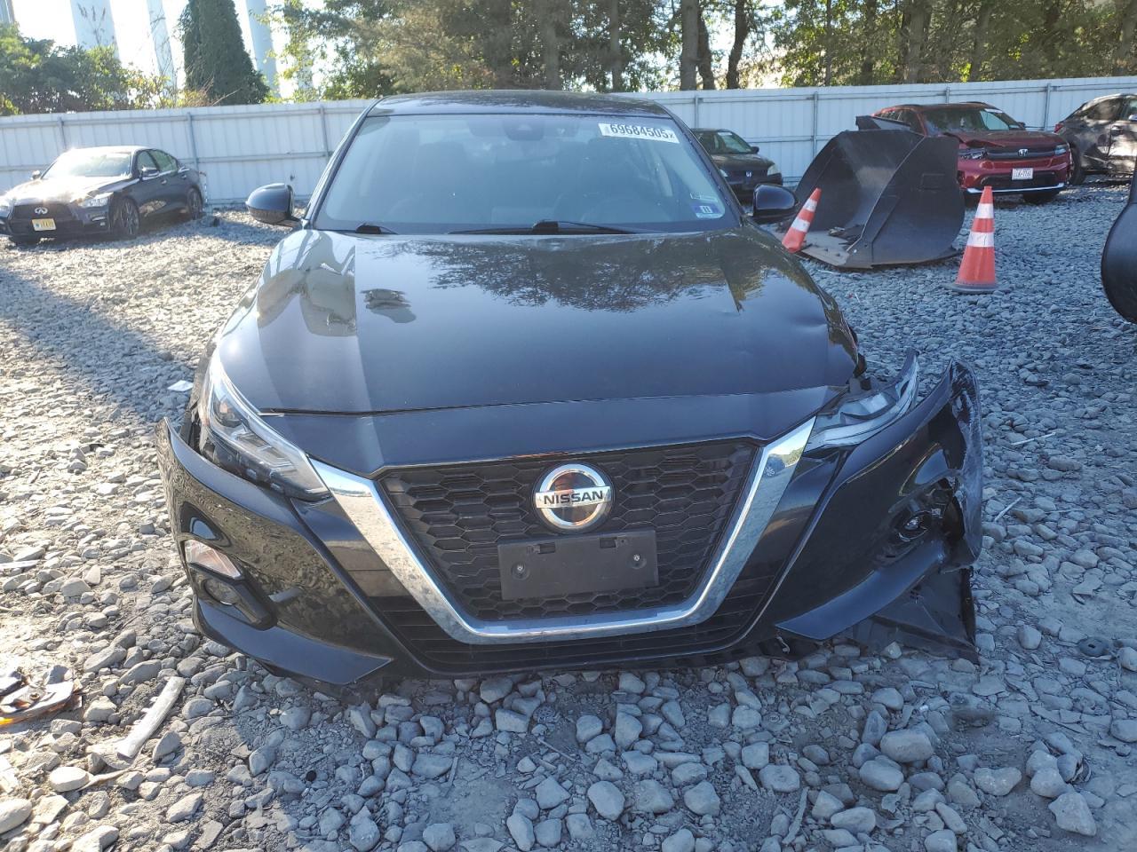 2020 Nissan Altima Sl - Фото 5