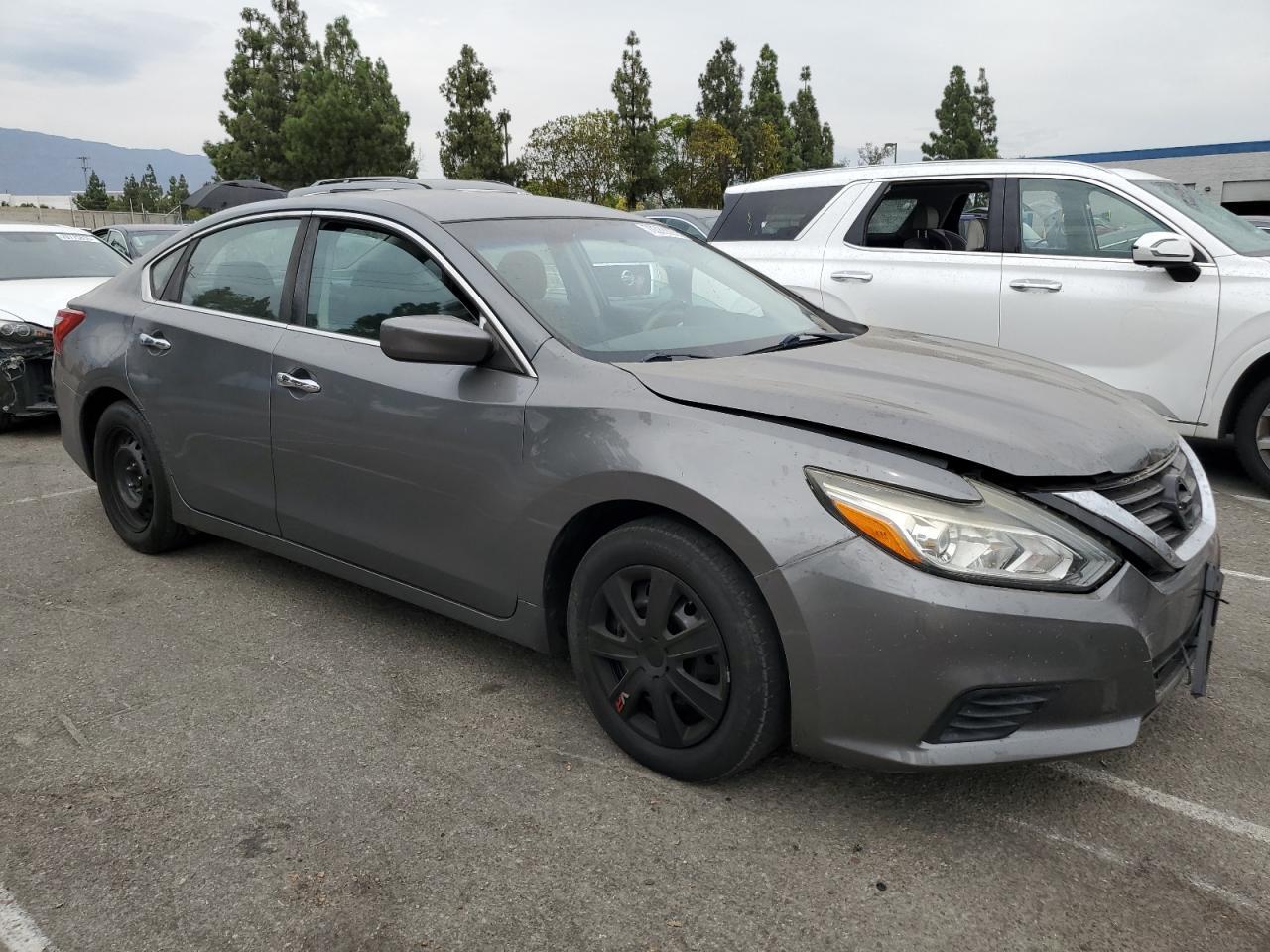 2017 Nissan Altima 2.5 - Фото 4